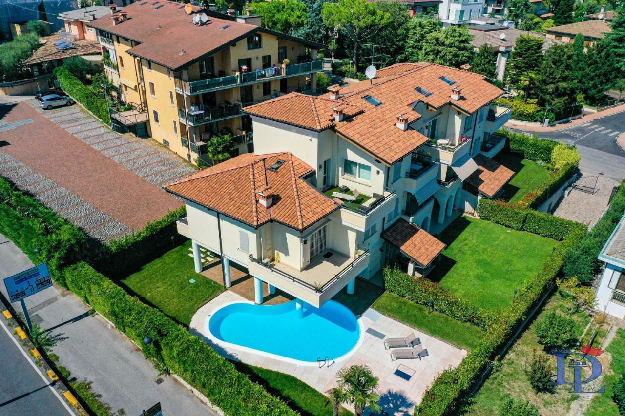 Desenzanoloft Official Partner Marriott Homes & Villas - Bea House, Sirmione With Private Garden And Share Pool Eksteriør bilde