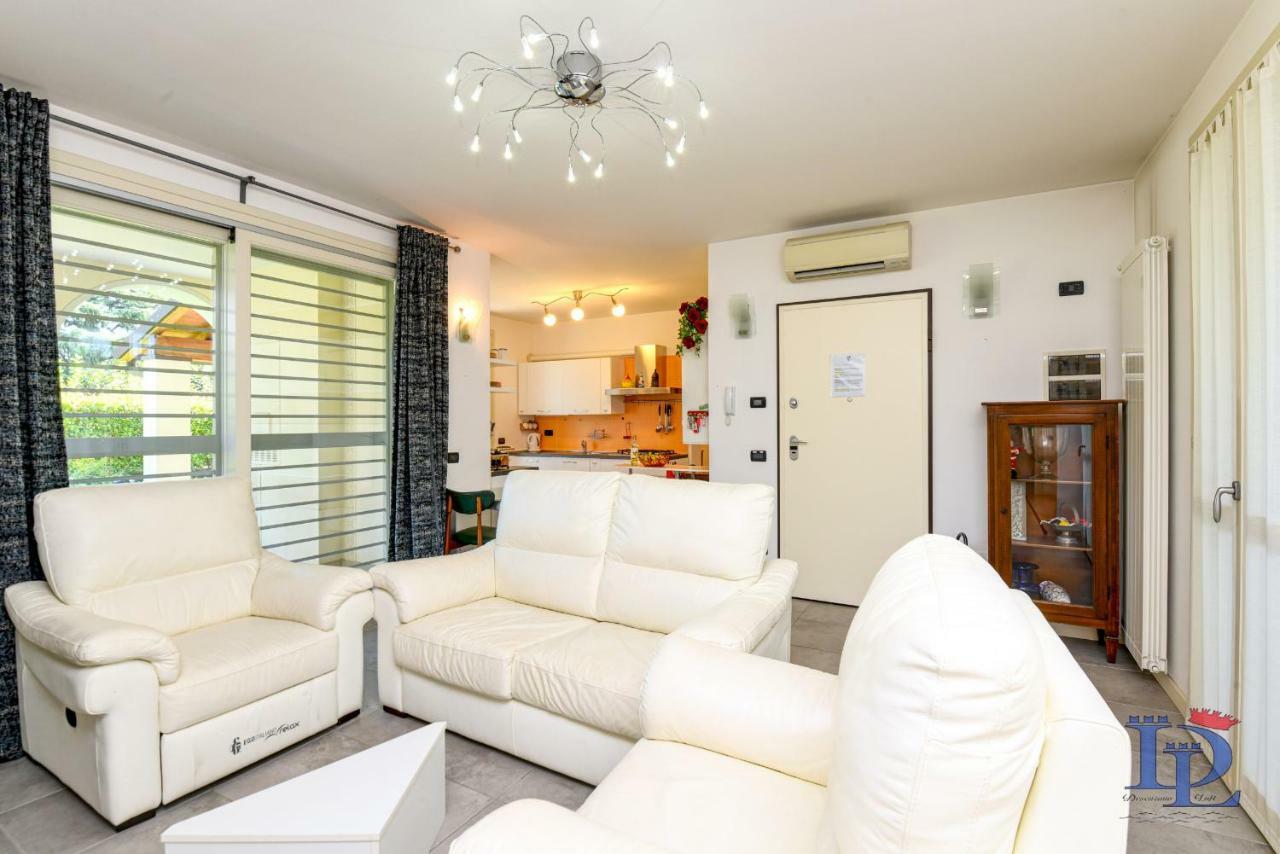 Desenzanoloft Official Partner Marriott Homes & Villas - Bea House, Sirmione With Private Garden And Share Pool Eksteriør bilde